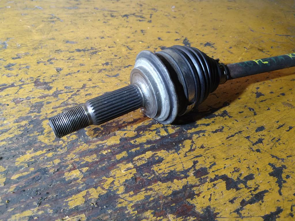 VITZ KSP90 ПРИВОД ПЕРЕДНИЙ ЛЕВЫЙ Toyota Vitz 1