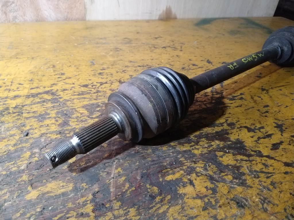 OUTLANDER CW5W ПРИВОД ПЕРЕДНИЙ ПРАВЫЙ Mitsubishi Outlander 1