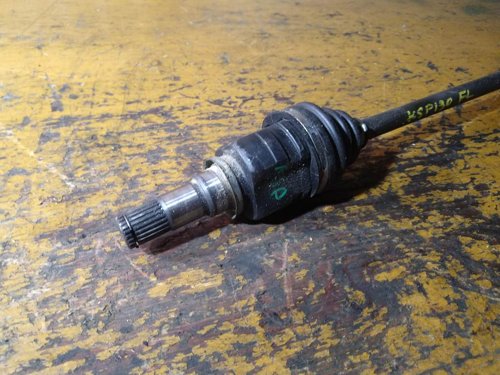 VITZ KSP130 ПРИВОД ПЕРЕДНИЙ ЛЕВЫЙ Toyota Vitz 1