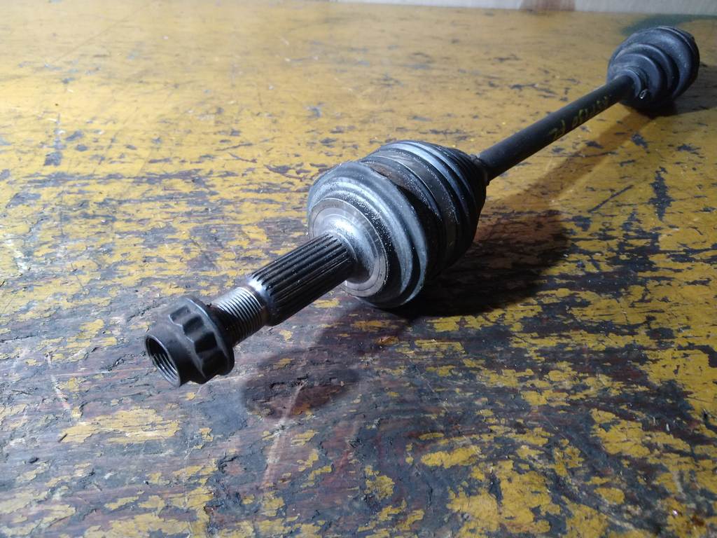 привод Toyota Vitz 3