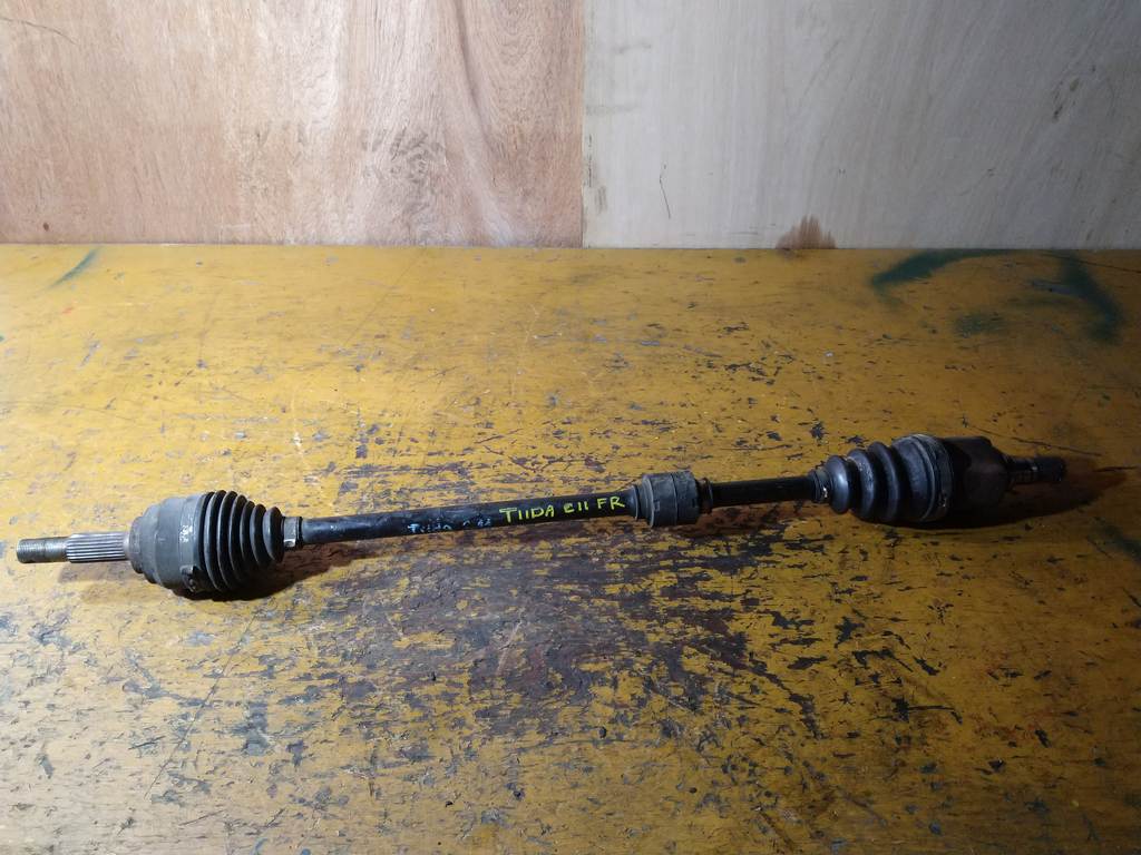 привод Nissan Tiida Latio 0