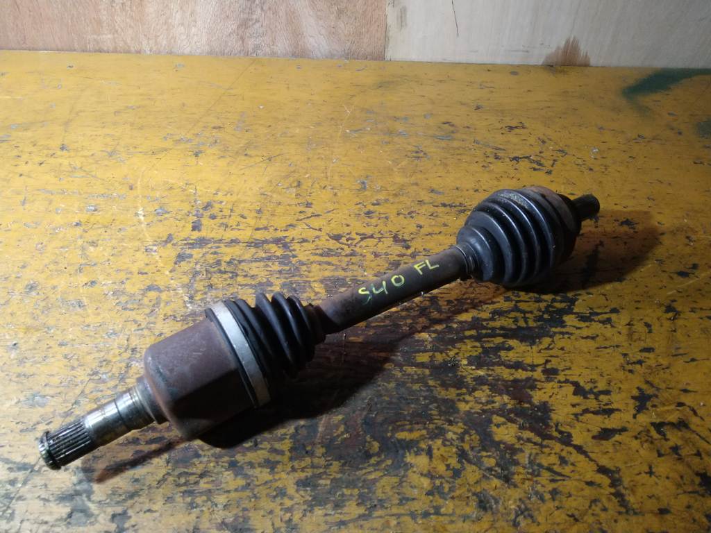 привод Volvo S40 0