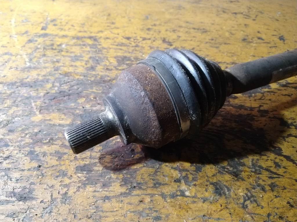 VOLVO S40 MS ПРИВОД ПЕРЕДНИЙ ПРАВЫЙ Volvo S40 4