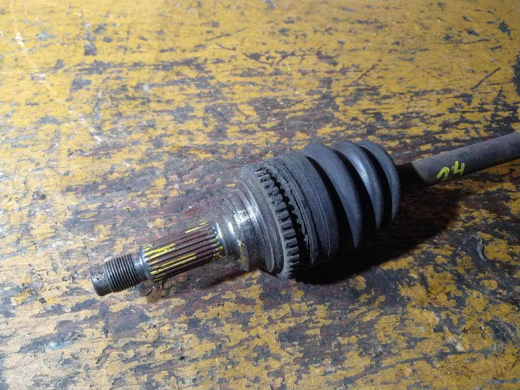 DEMIO DW3W ПРИВОД ПЕРЕДНИЙ ПРАВЫЙ 24/26 Mazda Demio 1