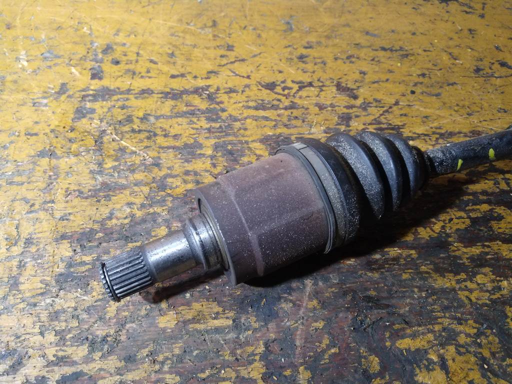 FIT GP1 ПРИВОД ПЕРЕДНИЙ ПРАВЫЙ Honda Fit 1