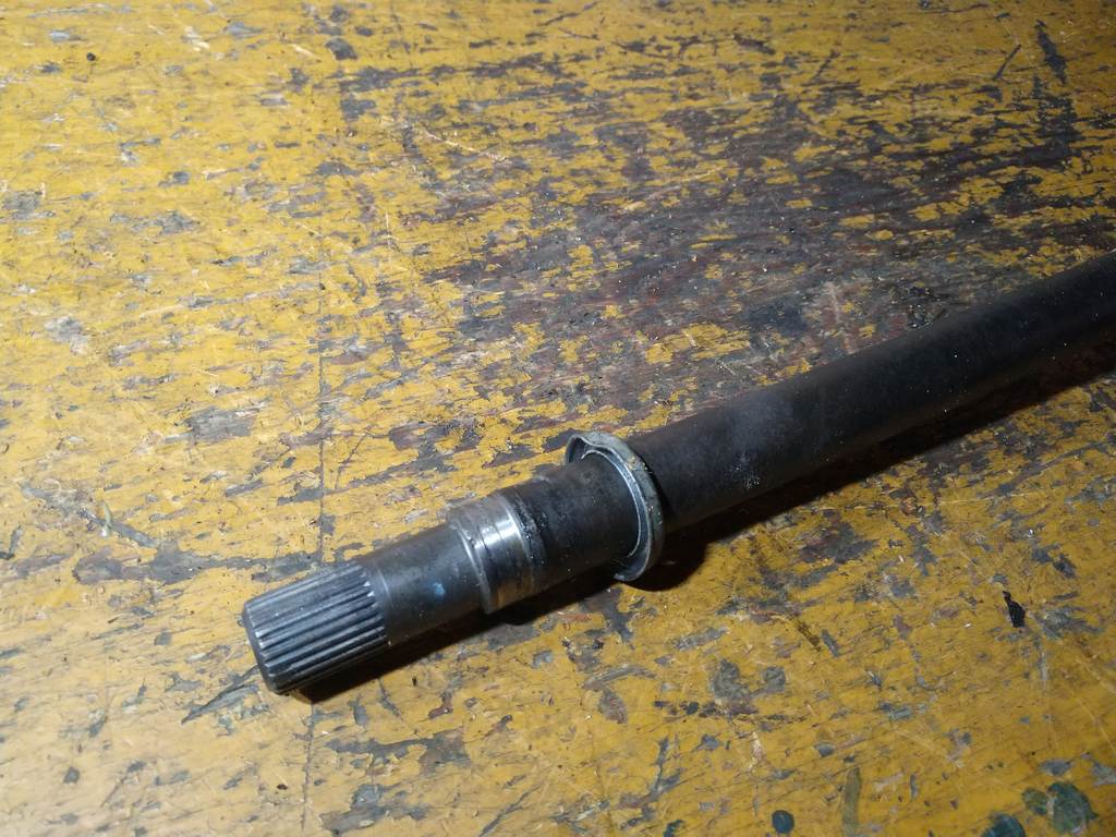 TEANA J32 ПРИВОД ПЕРЕДНИЙ ПРАВЫЙ Nissan Teana 1