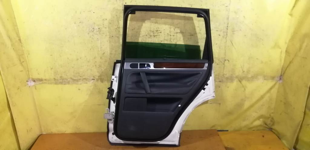 дверь Volkswagen Touareg 3