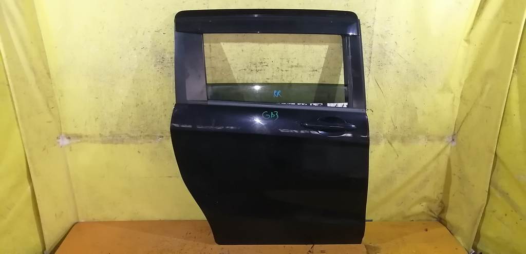 дверь Honda Freed Spike 0