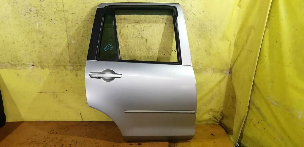 дверь Mazda Demio 0