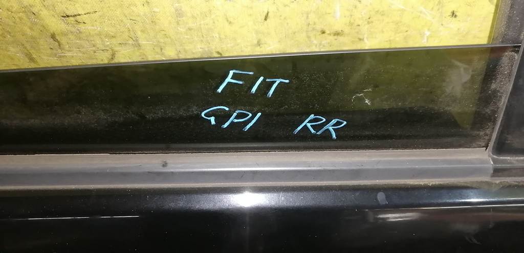 FIT GP1 ДВЕРЬ ЗАДНЯЯ ПРАВАЯ Honda Fit 1