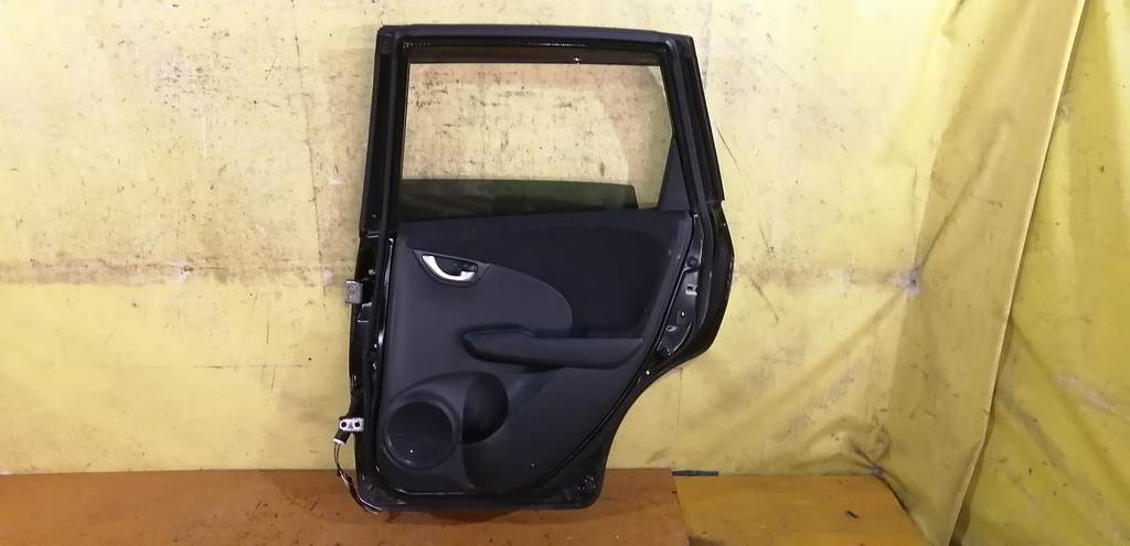 FIT GP1 ДВЕРЬ ЗАДНЯЯ ПРАВАЯ Honda Fit 4