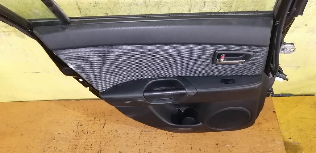 AXELA BK5P ДВЕРЬ ЗАДНЯЯ ЛЕВАЯ Mazda Axela 4