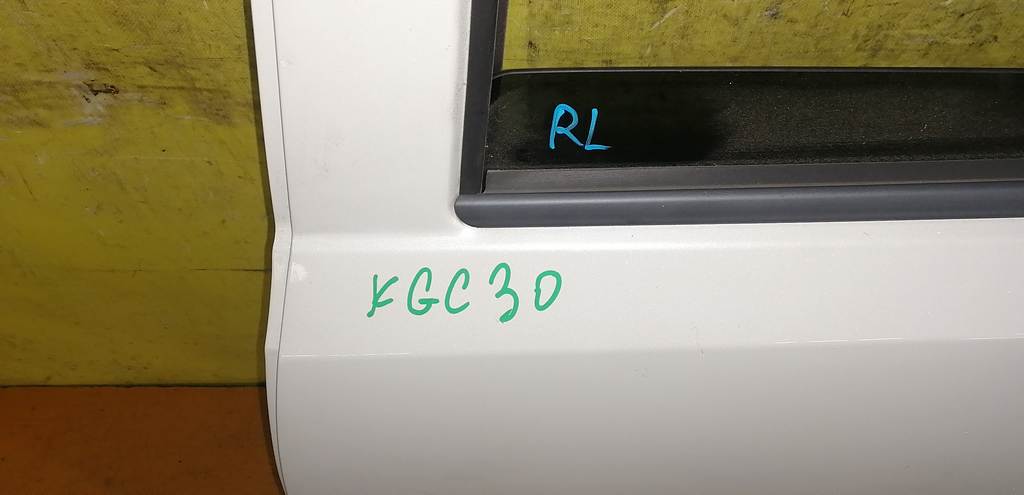 PASSO KGC30 ДВЕРЬ ЗАДНЯЯ ЛЕВАЯ Toyota Passo 1