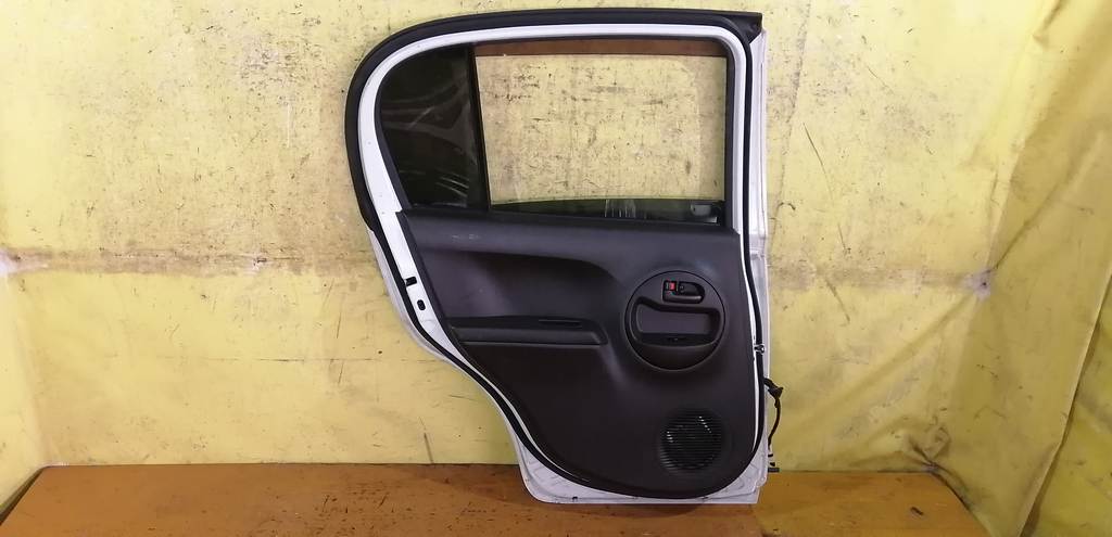 PASSO KGC30 ДВЕРЬ ЗАДНЯЯ ЛЕВАЯ Toyota Passo 4