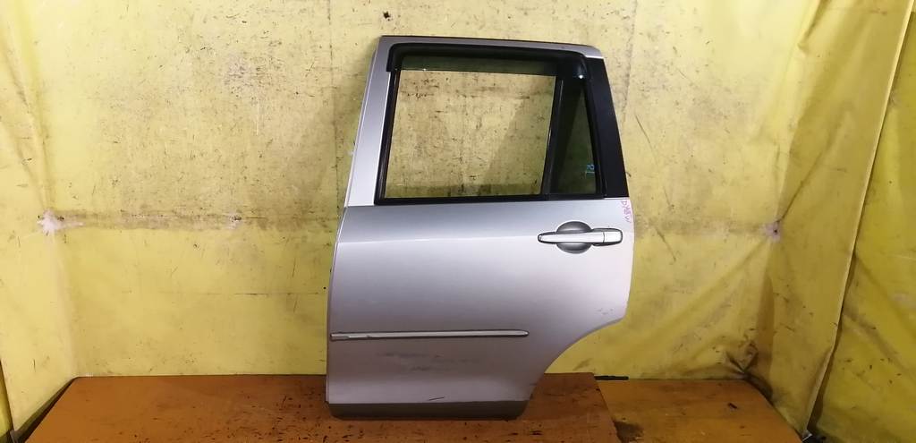 дверь Mazda Demio 0