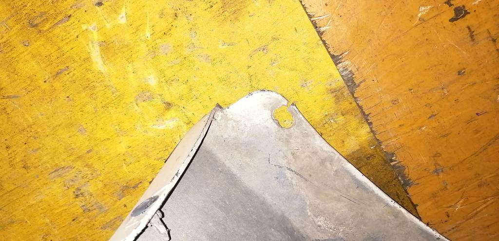 IMPREZA GH2 БАМПЕР ЗАДНИЙ, дефект Subaru Impreza 10