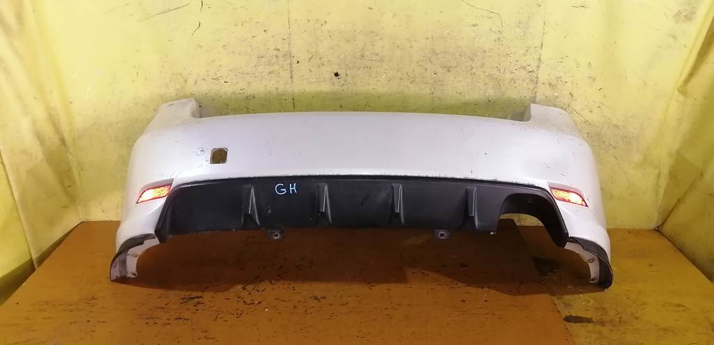 бампер Subaru Impreza 0