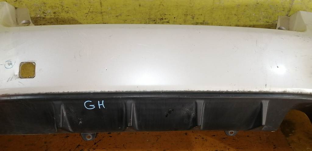 IMPREZA GH2 БАМПЕР ЗАДНИЙ, дефект Subaru Impreza 4