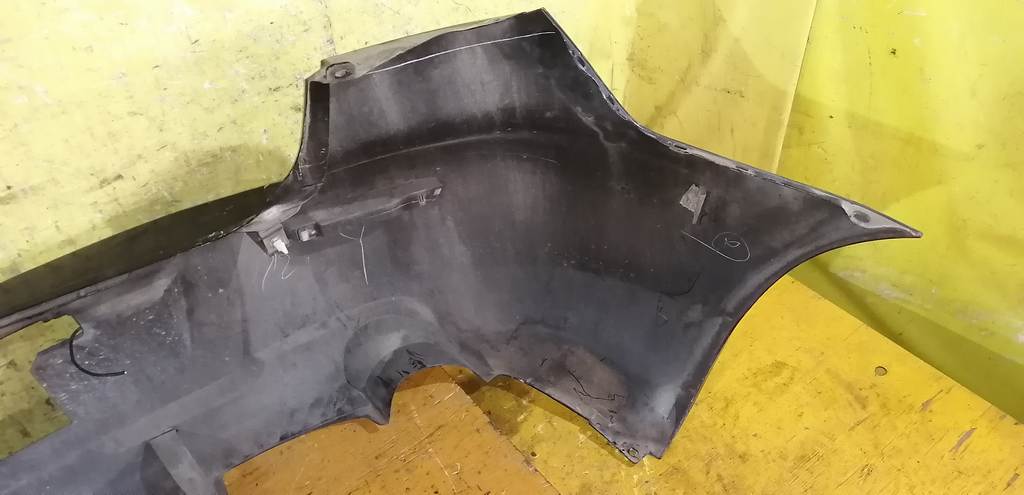 бампер Mazda Axela 9