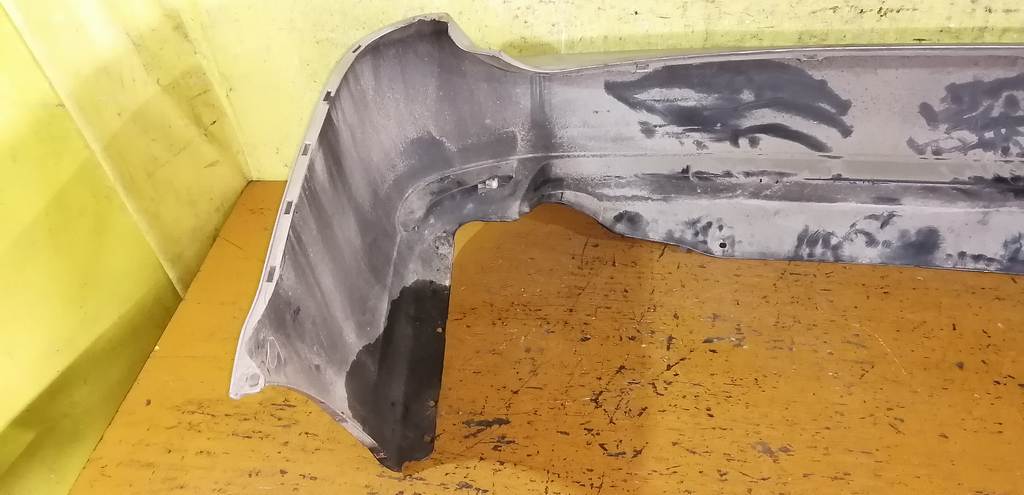 бампер Nissan Presage 9