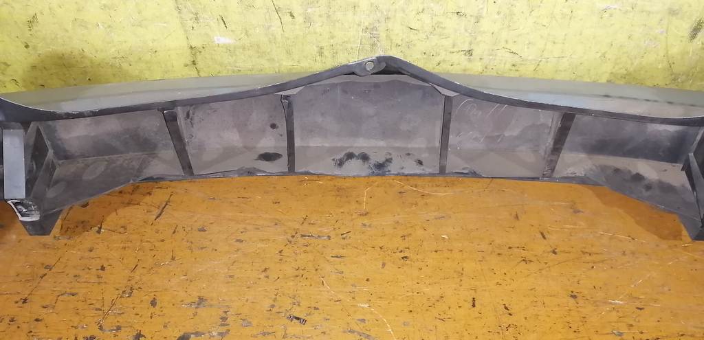 бампер Mazda Demio 6