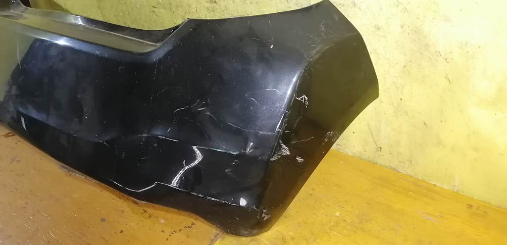 бампер Toyota Vitz 3