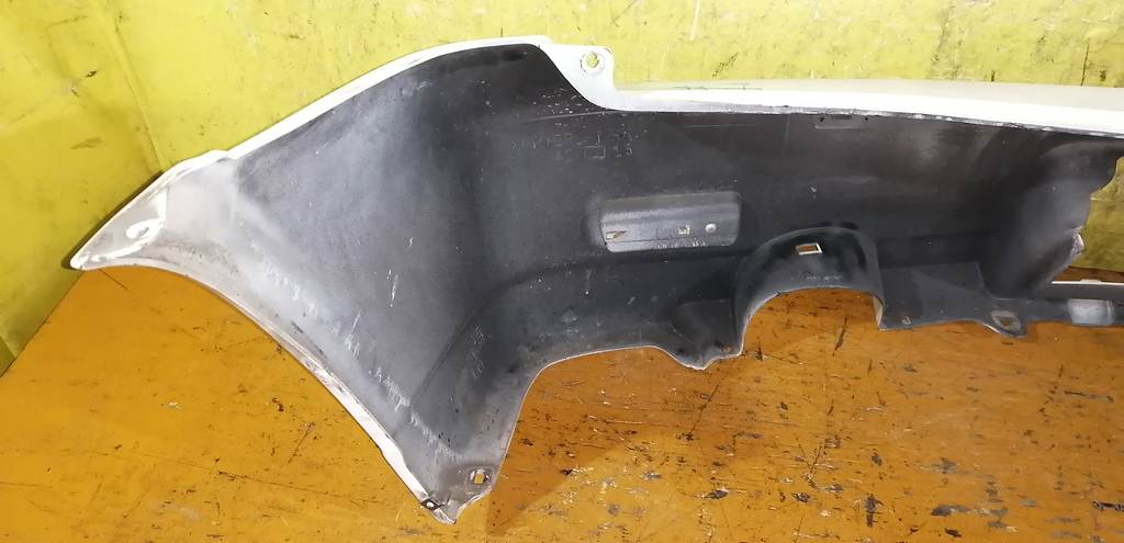 бампер Nissan Cube 9