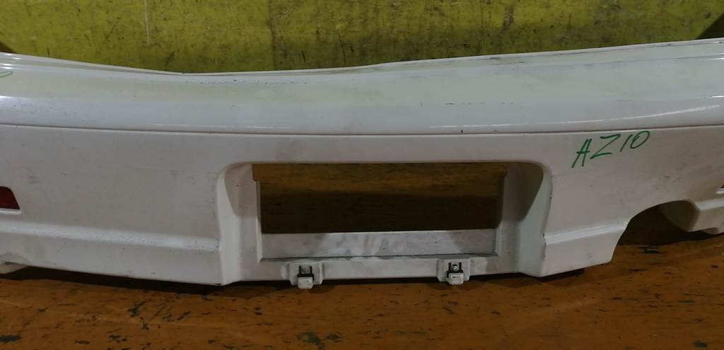 бампер Nissan Cube 3