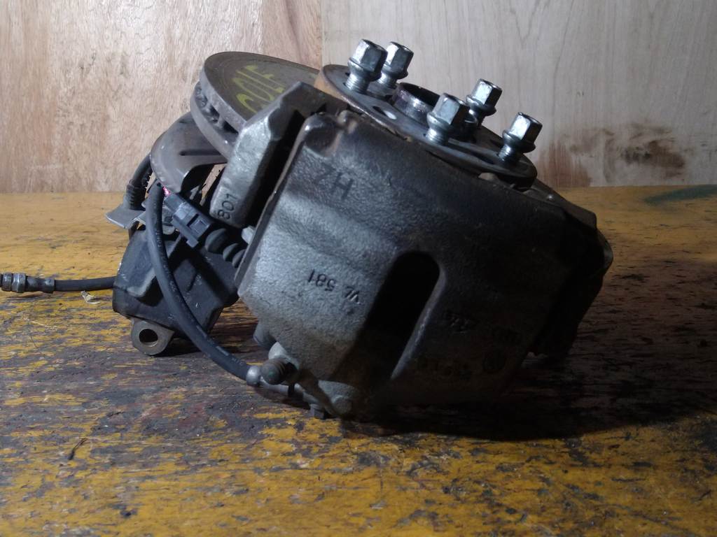 GOLF 1KCBZ СТУПИЦА ПЕРЕДНЯЯ ЛЕВАЯ ABS Volkswagen Golf 1