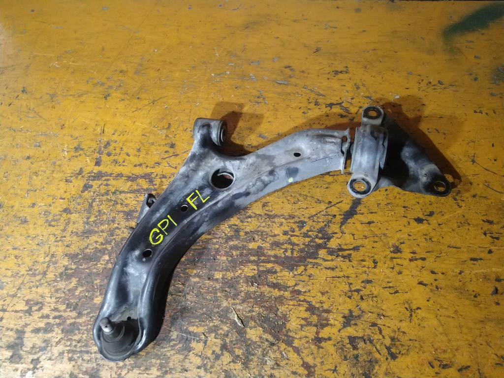 рычаг Honda Fit 0