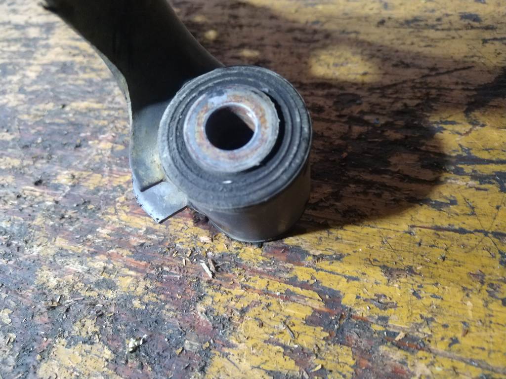 рычаг Suzuki Solio 3