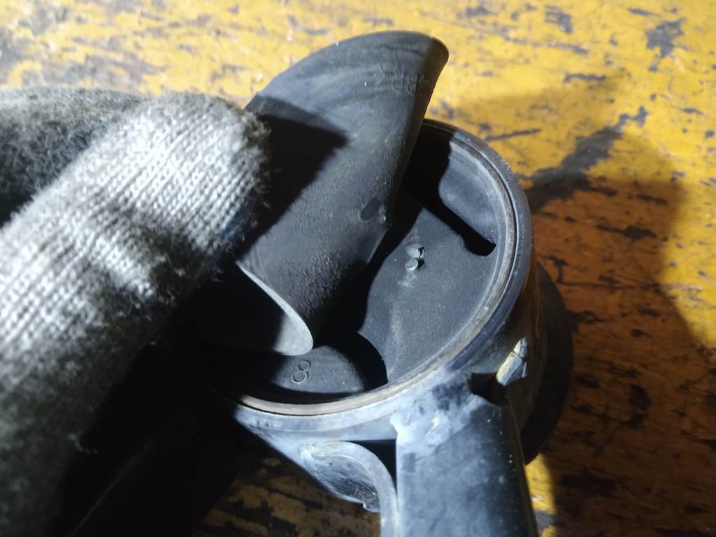 подушка двигателя Suzuki Solio 3