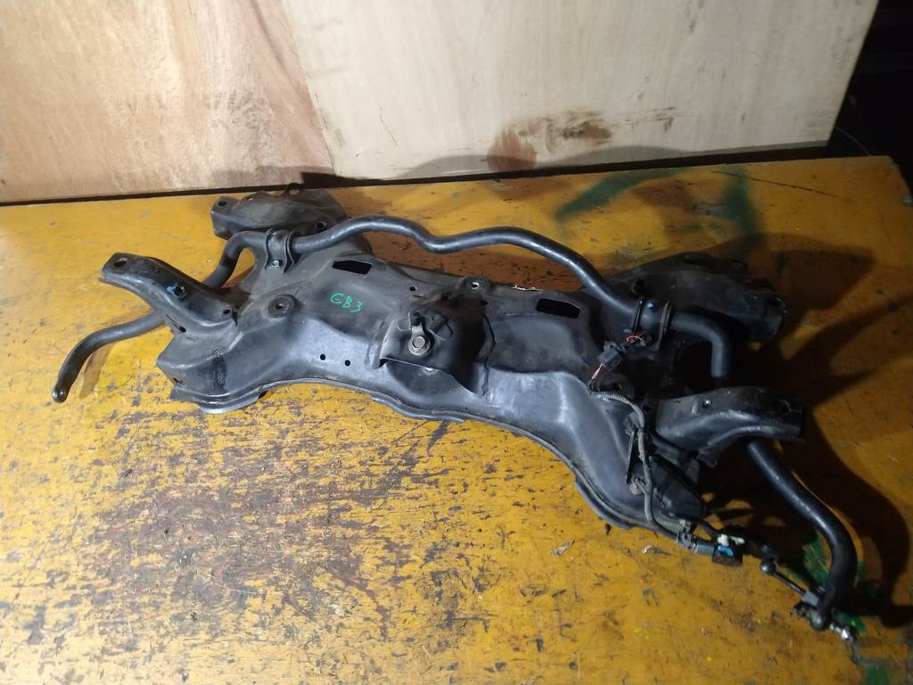 балка Honda Freed 0