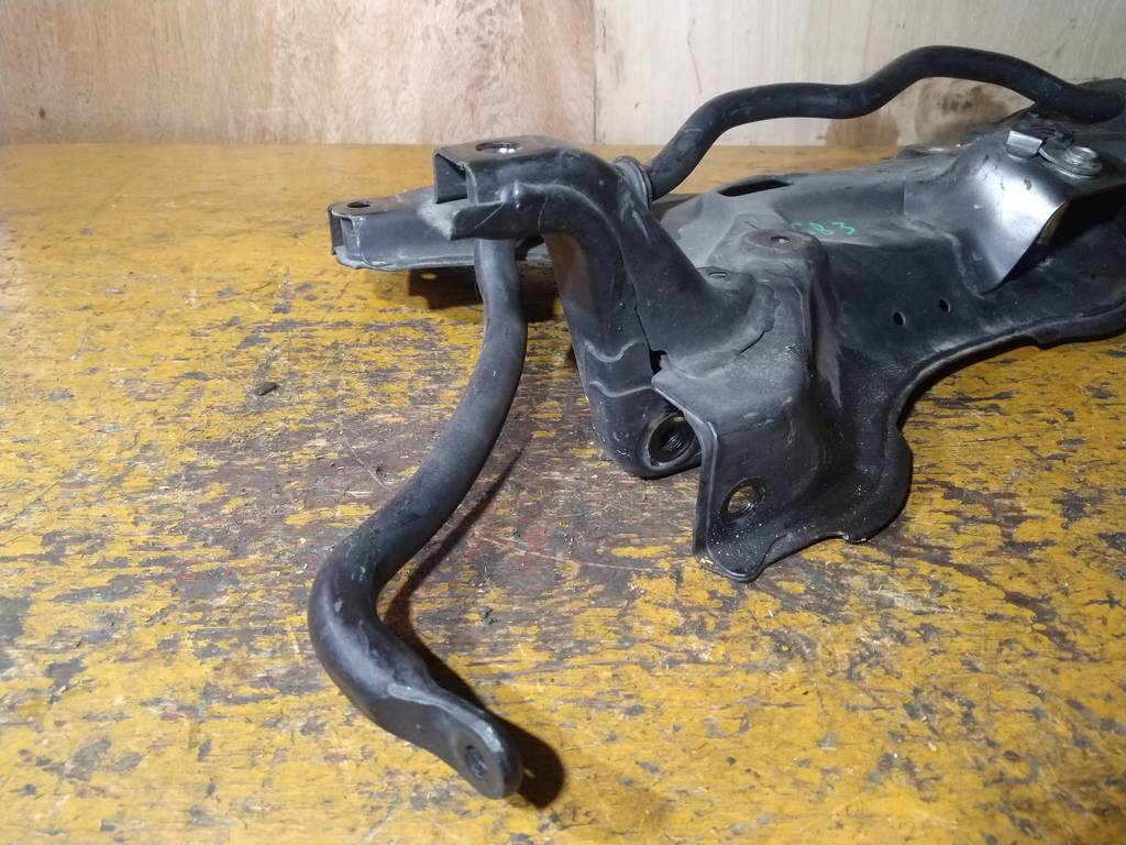 FREED GB3 БАЛКА ПОПЕРЕЧНАЯ+СТАБИЛИЗАТОР Honda Freed 1