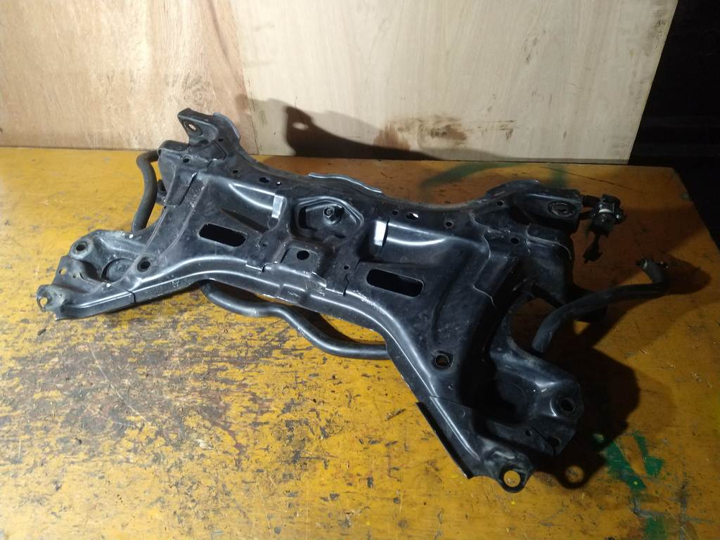 балка Honda Freed 3