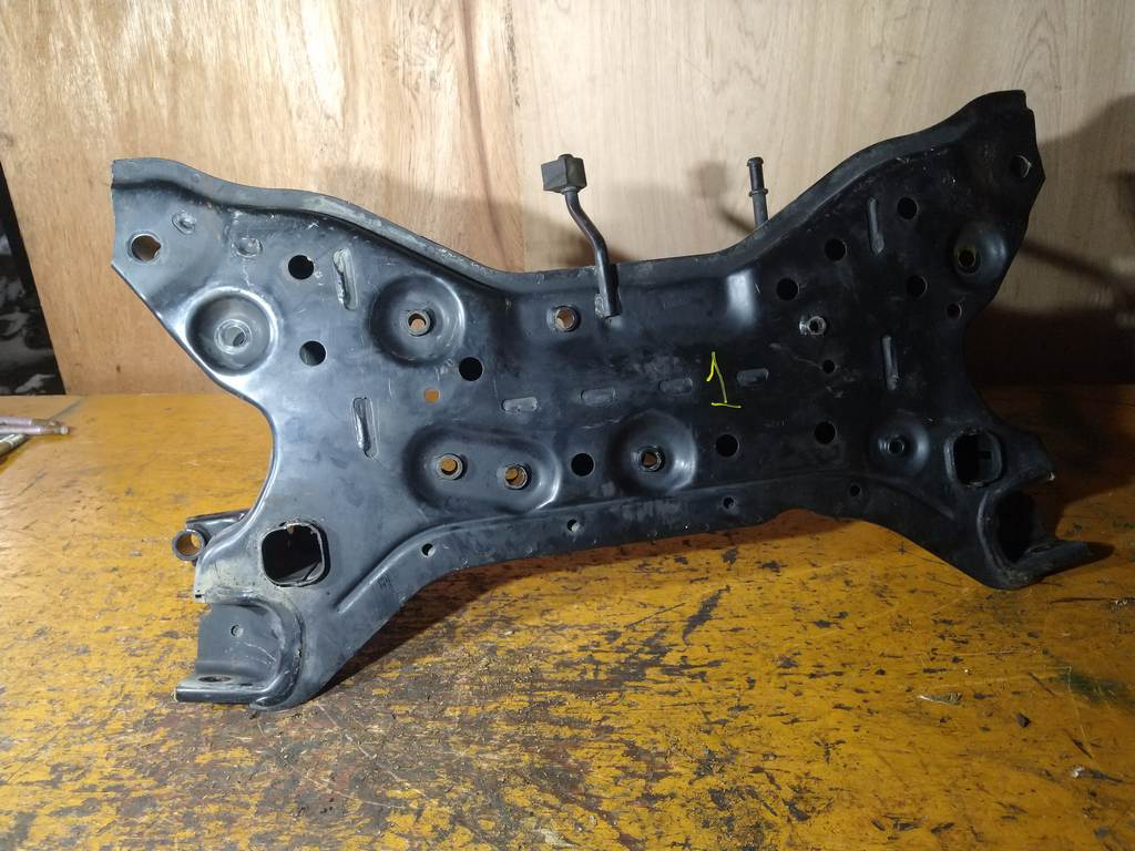 балка Suzuki Solio 3