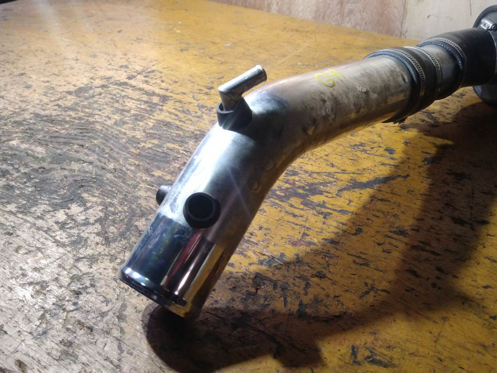 корпус воздушного фильтра Subaru Impreza 6