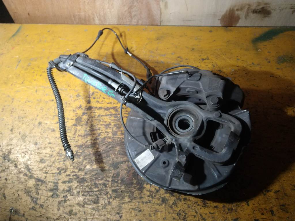 TOUAREG 7L7 СТУПИЦА ПЕРЕДНЯЯ ЛЕВАЯ ABS Volkswagen Touareg 4