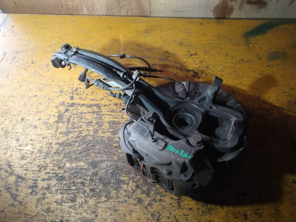 TOUAREG 7L7 СТУПИЦА ПЕРЕДНЯЯ ПРАВАЯ ABS Volkswagen Touareg 4