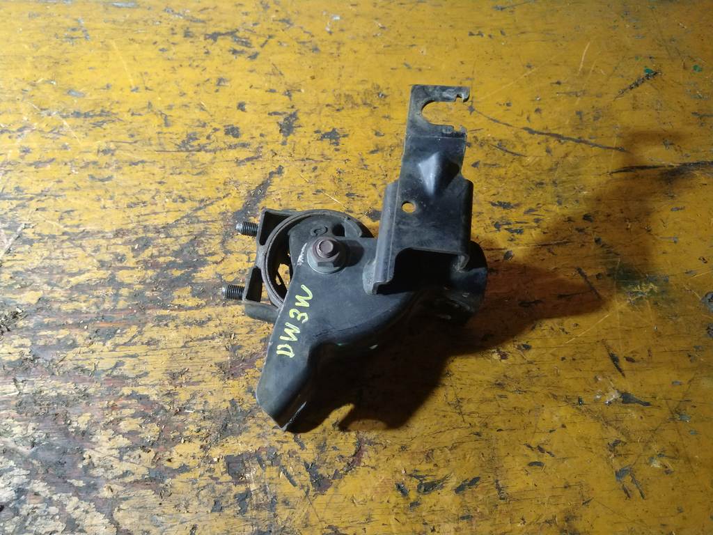 подушка двигателя Mazda Demio 0