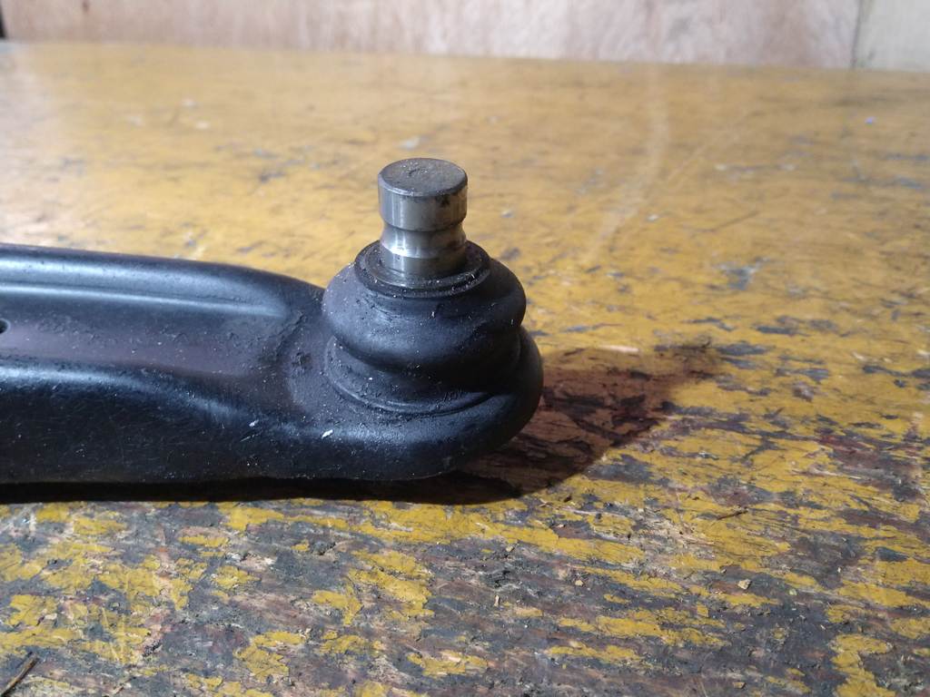 OUTLANDER CW5W РЫЧАГ ПЕРЕДНИЙ ПРАВЫЙ Mitsubishi Outlander 1