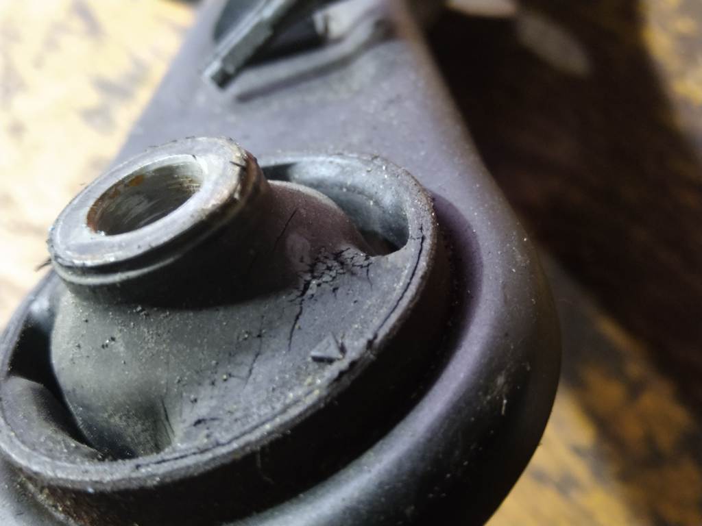 рычаг Mitsubishi Outlander 3