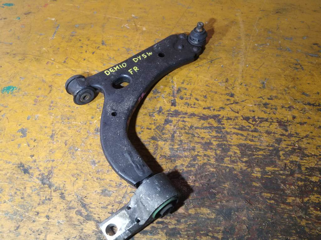 рычаг Mazda Demio 0