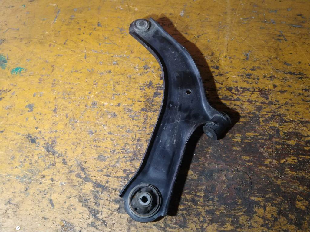 рычаг Nissan Note 3