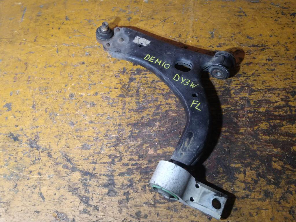 рычаг Mazda Demio 0