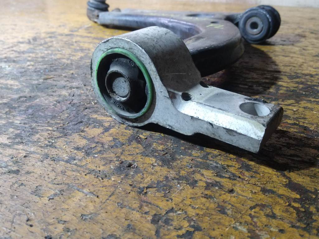 Подвеска Mazda Demio 2