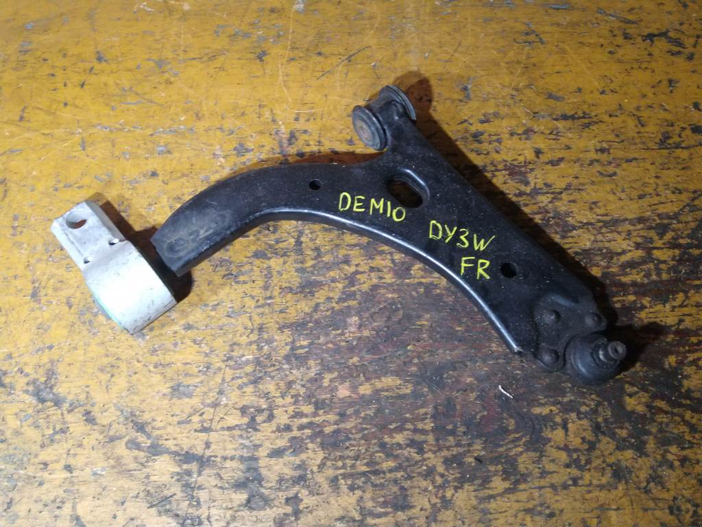 рычаг Mazda Demio 0