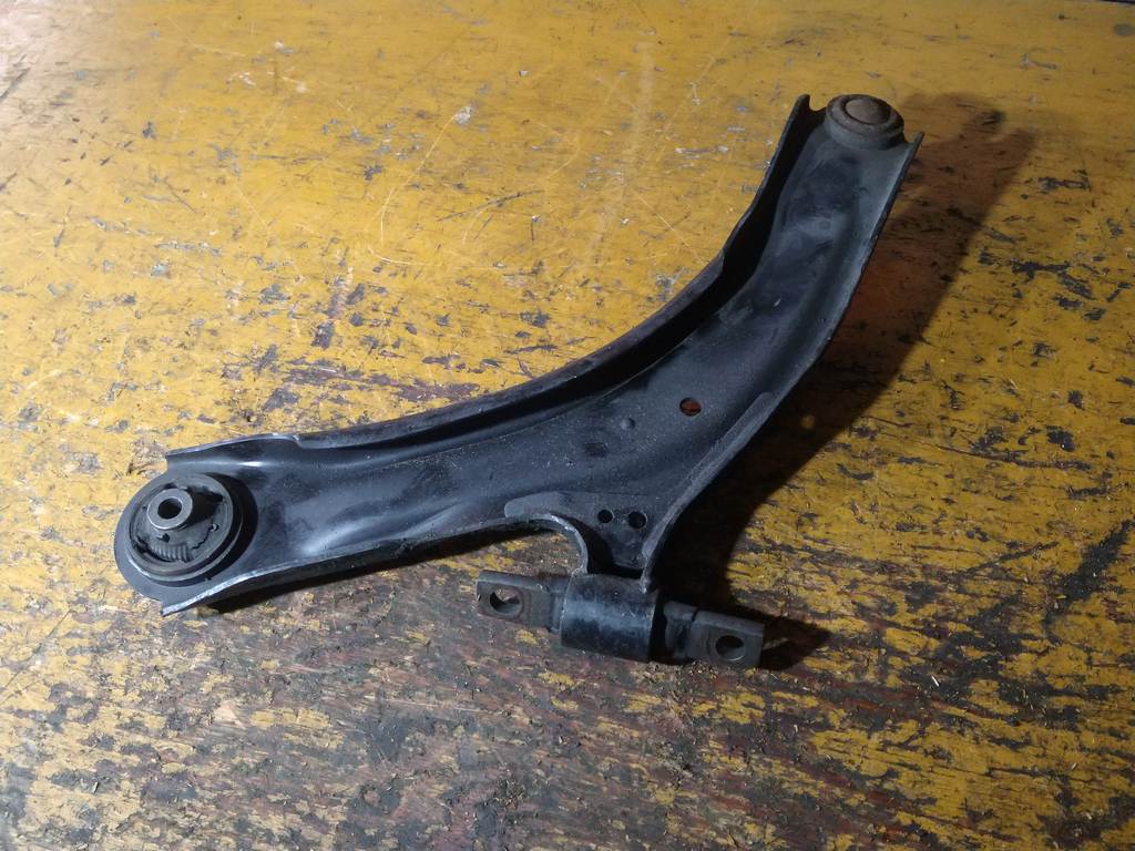 рычаг Nissan X-Trail 3