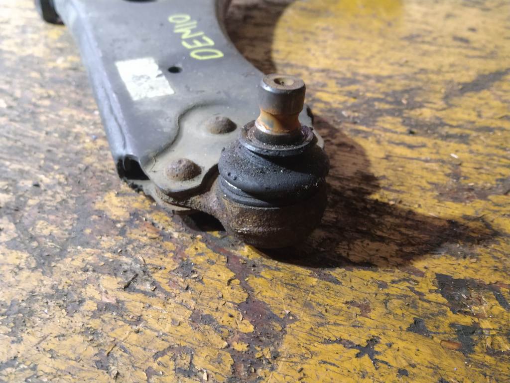 Подвеска Mazda Demio 2