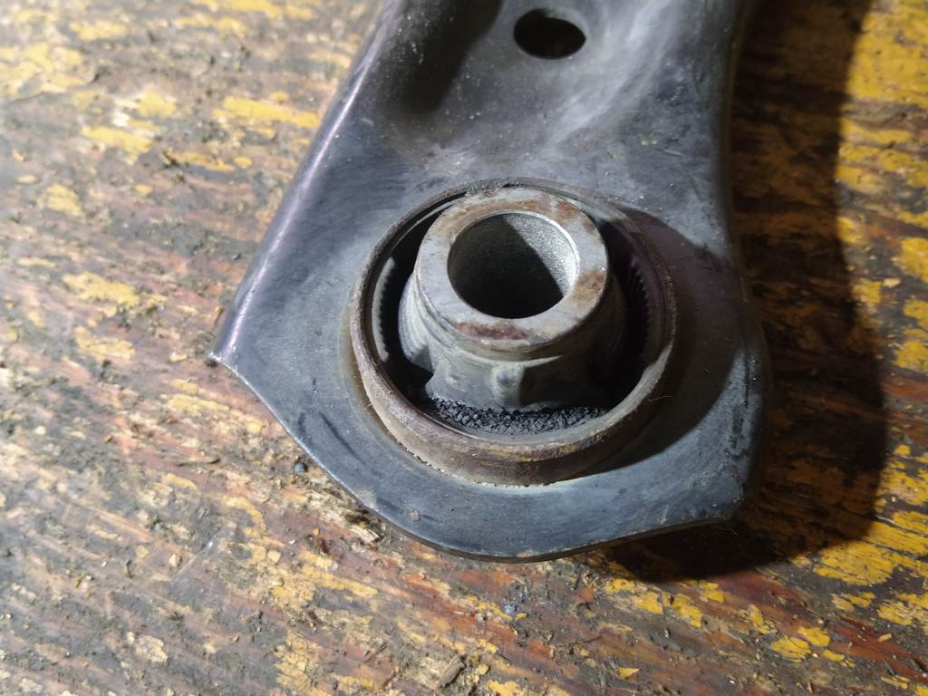 Подвеска Nissan March 2